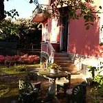 Casa Orisca Lesa
