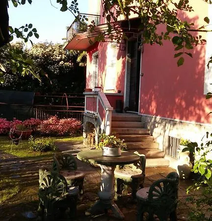 Casa Orisca Lesa